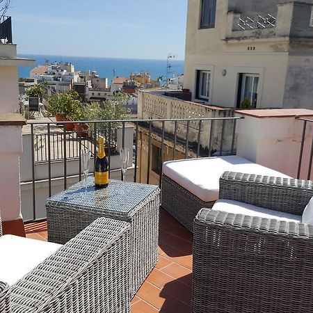 The Sky Attic Apartment Ситжес Екстериор снимка